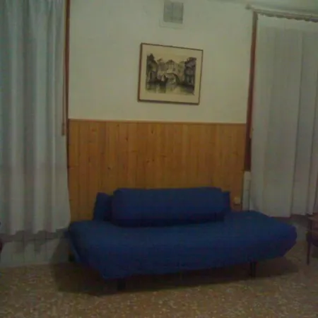 Zweijahreswohnung By Interhome ונציה